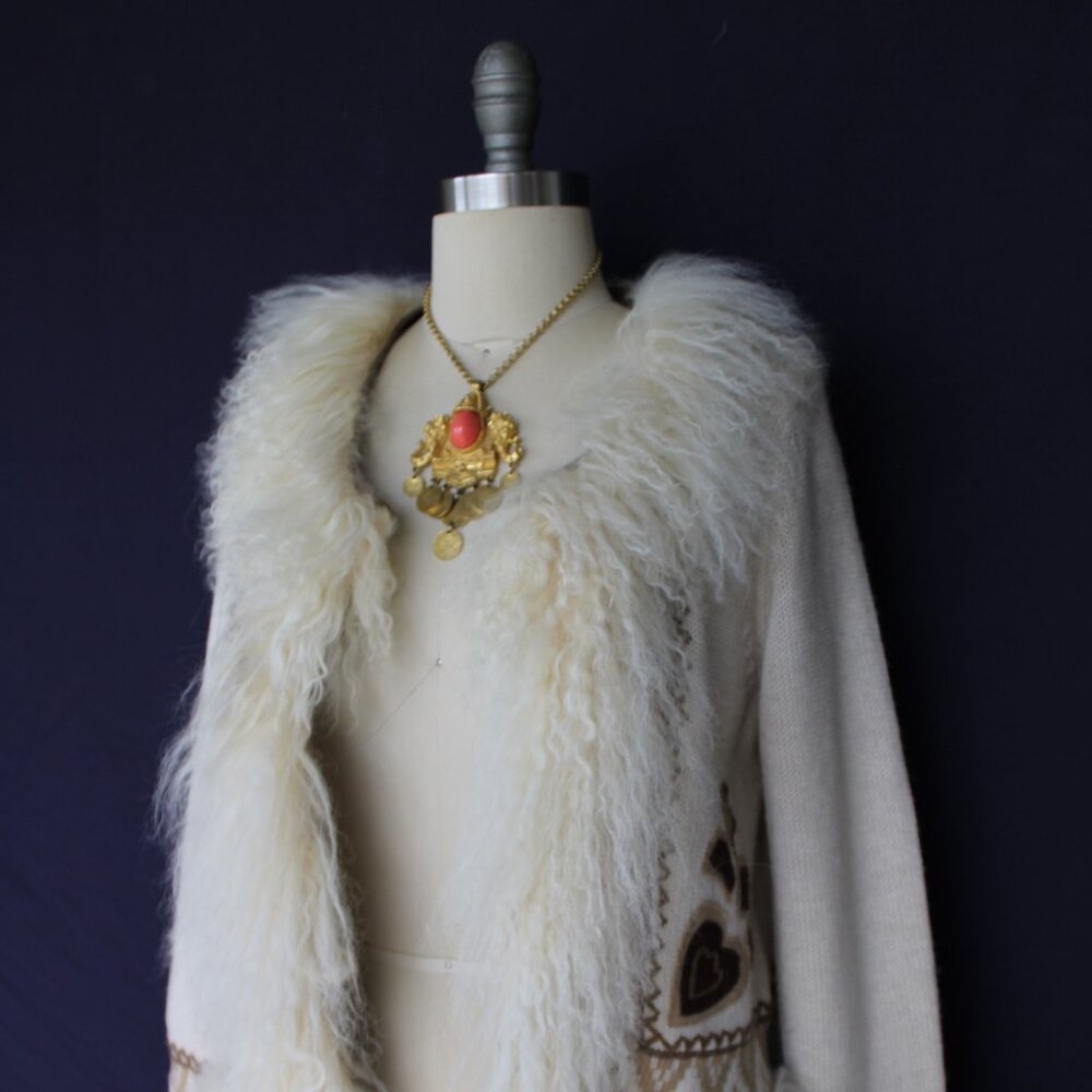 vintage Mongolian Curley lamb wool cardigan cowichan sweater jacket aplique M - Picture 8 of 12